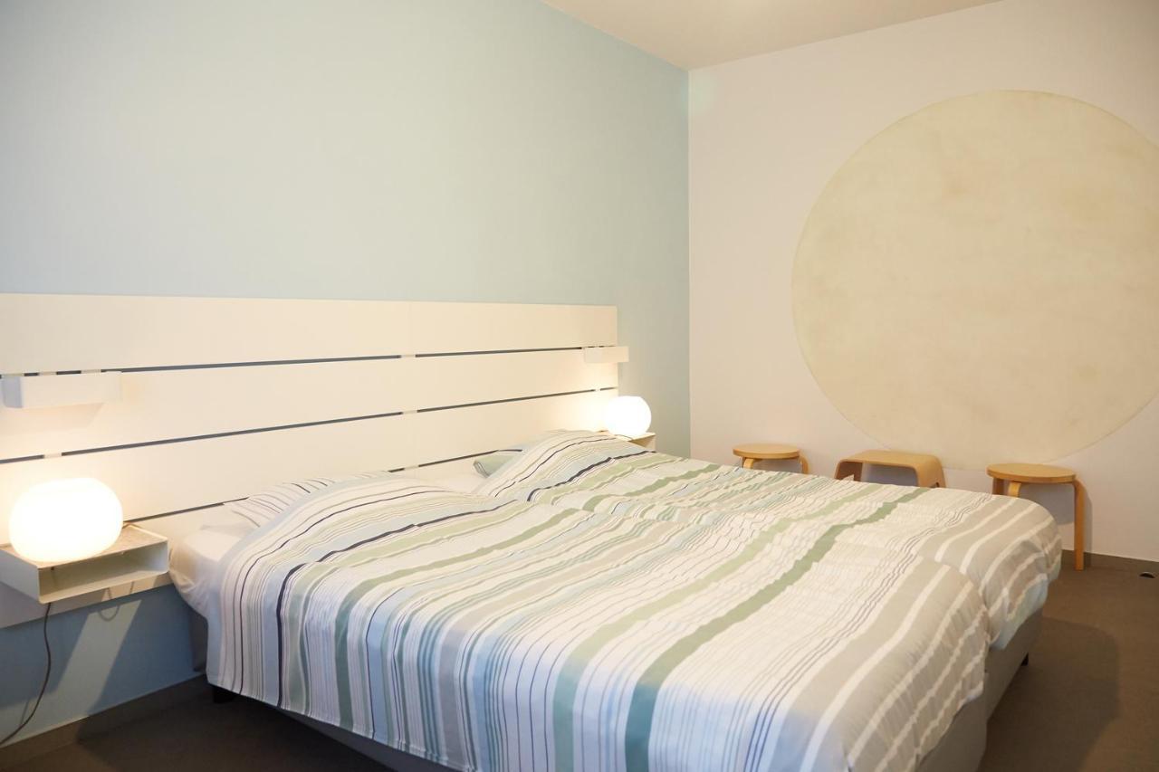 Focus Hotel Кортрейк Экстерьер фото